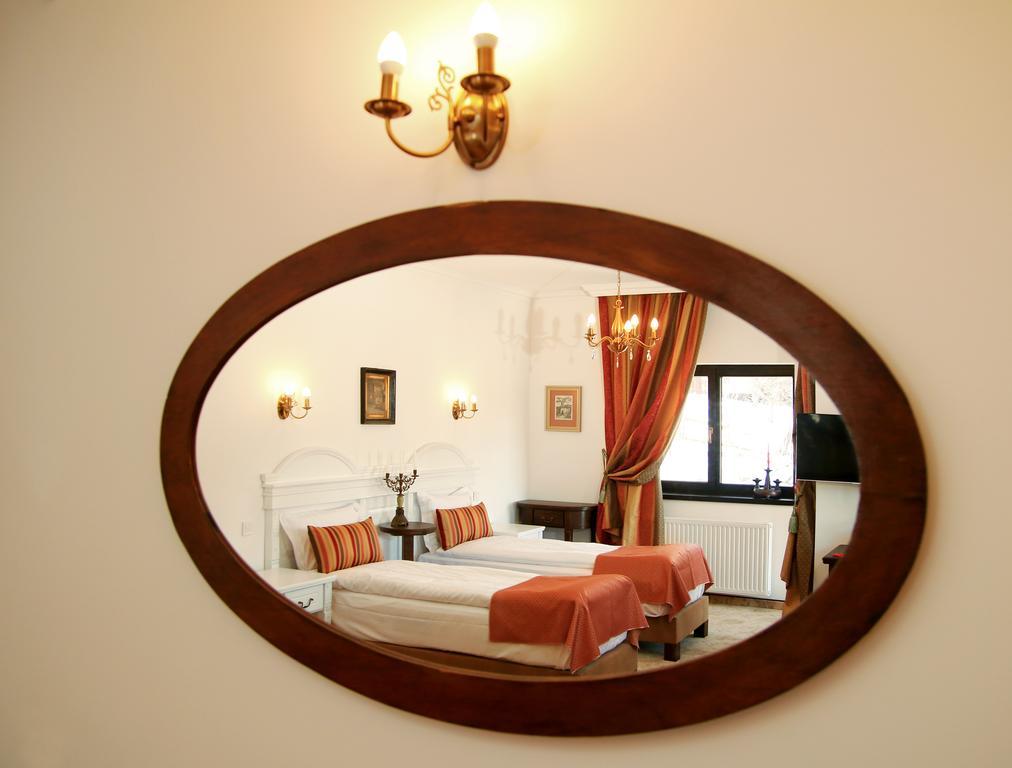 Conacul Bratescu Hotel Bran  Cameră foto